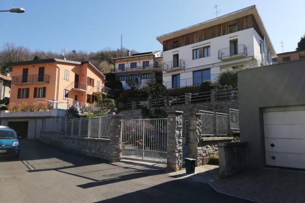 Appartamento Da Massi โกโม ภายนอก รูปภาพ