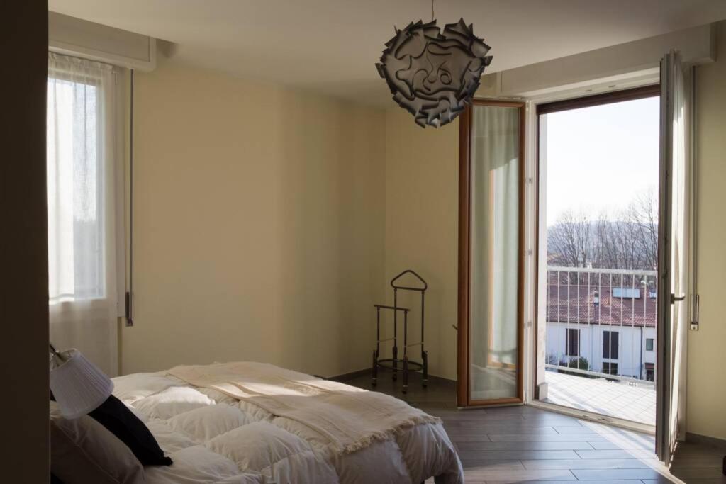 Appartamento Da Massi โกโม ภายนอก รูปภาพ